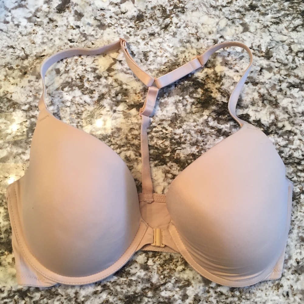 Tan Racerback Victoria’s Secret Push-Up Bra💁🏻‍♀️